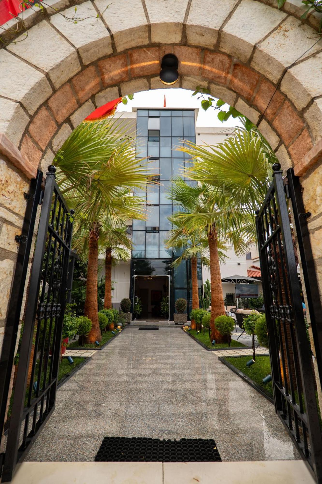 Hotel Eagle كساميل المظهر الخارجي الصورة